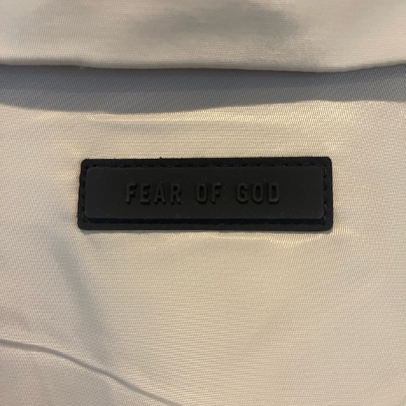 Essential jacket - Picture 6 of 6